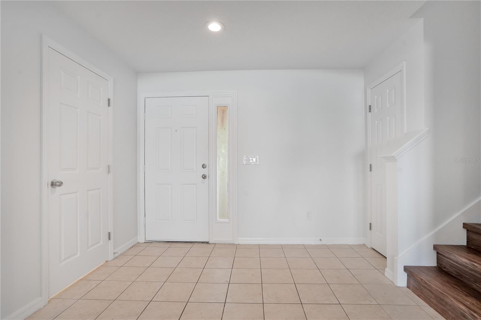 12012 CITRUS LEAF DR, GIBSONTON, FL — photo 2