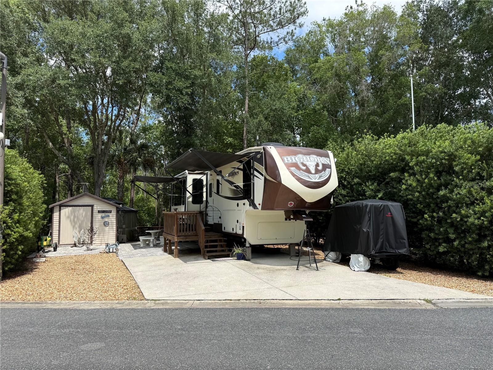 2853 NE 104TH TER, SILVER SPRINGS, FL