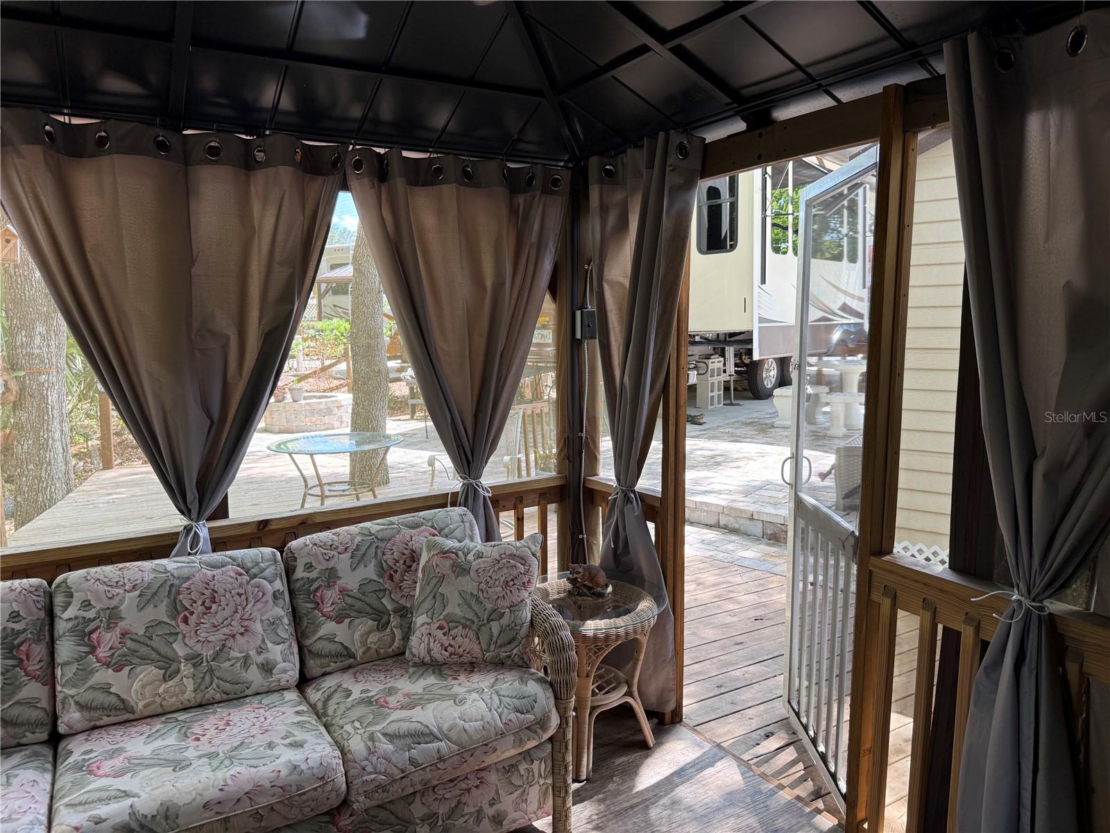 2853 NE 104TH TER, SILVER SPRINGS, FL — photo 20
