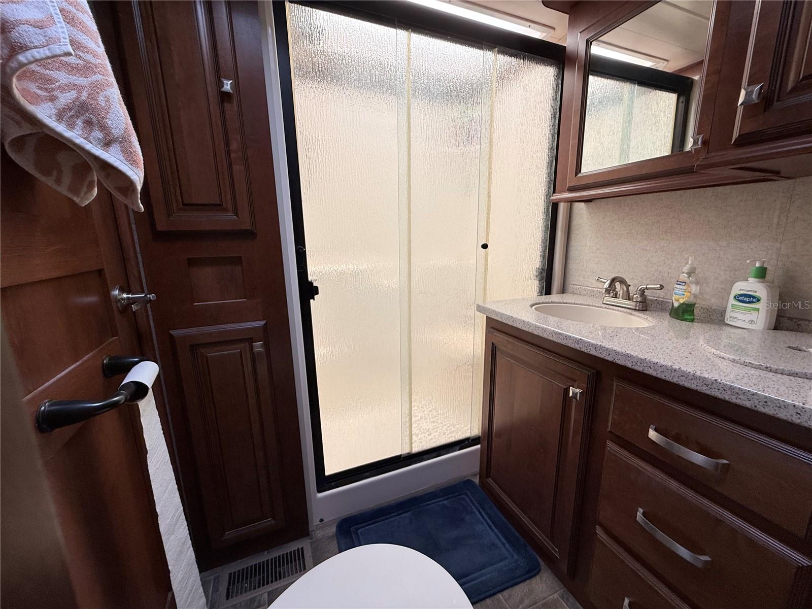 2853 NE 104TH TER, SILVER SPRINGS, FL — photo 41