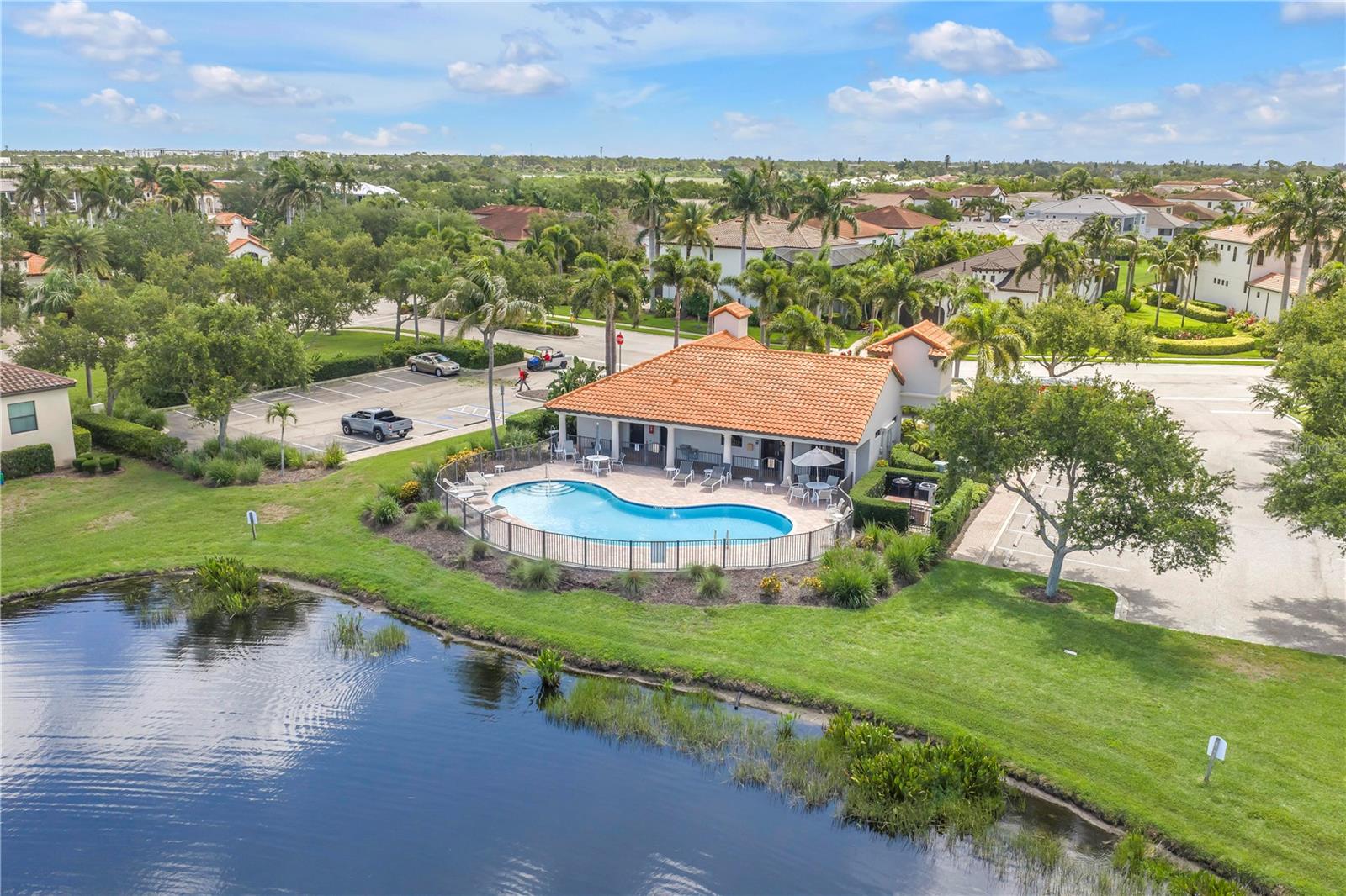 6237 SIGNATURE POINTE LN, BRADENTON, FL — photo 56