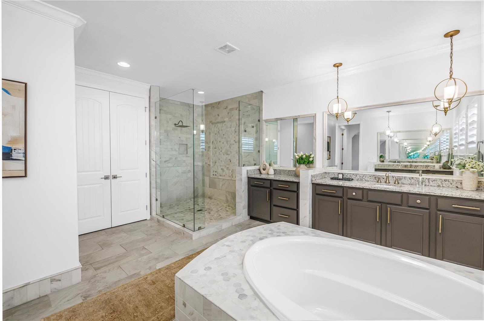 6237 SIGNATURE POINTE LN, BRADENTON, FL — photo 47