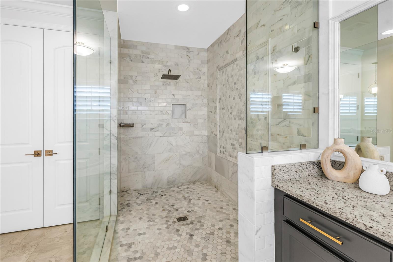 6237 SIGNATURE POINTE LN, BRADENTON, FL — photo 48