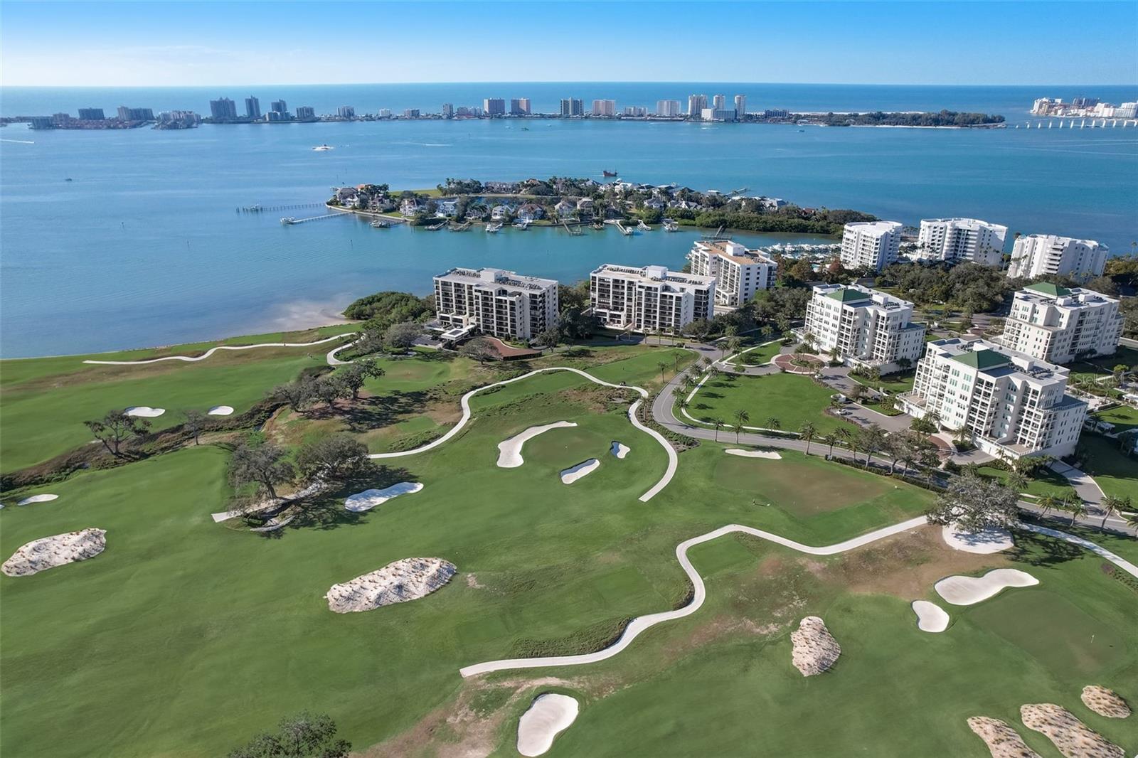 6 BELLEVIEW BLVD #101, BELLEAIR, FL