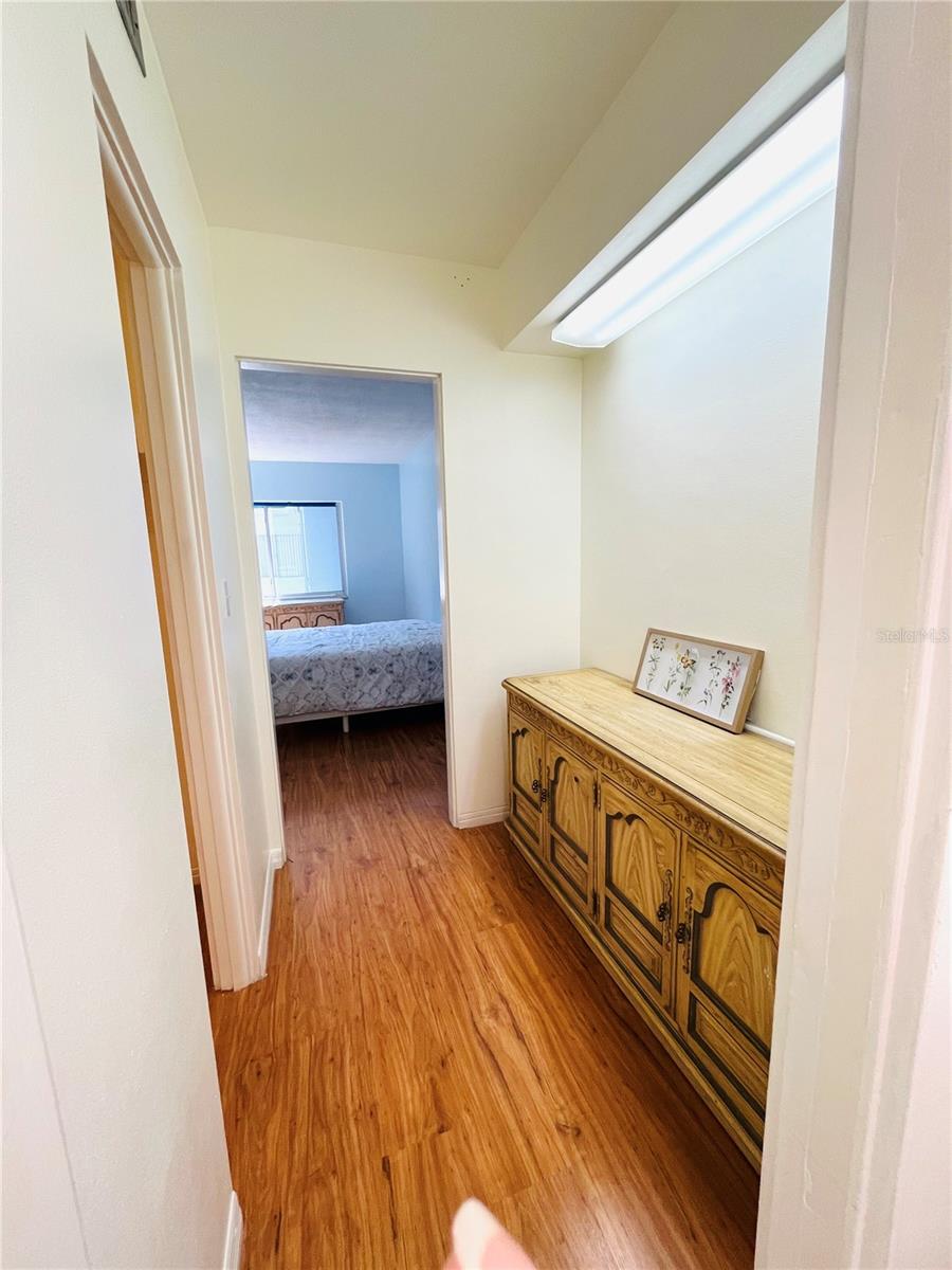 8651 10TH ST N #210, ST PETERSBURG, FL — photo 17