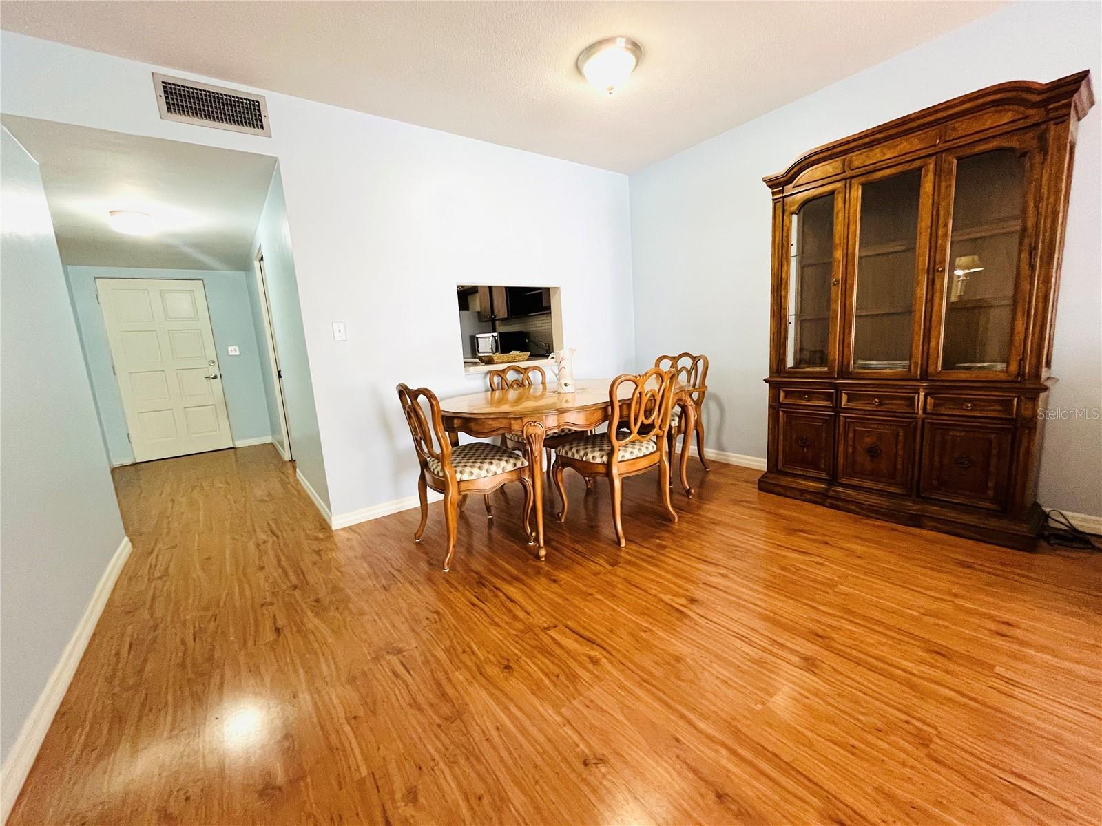 8651 10TH ST N #210, ST PETERSBURG, FL — photo 10