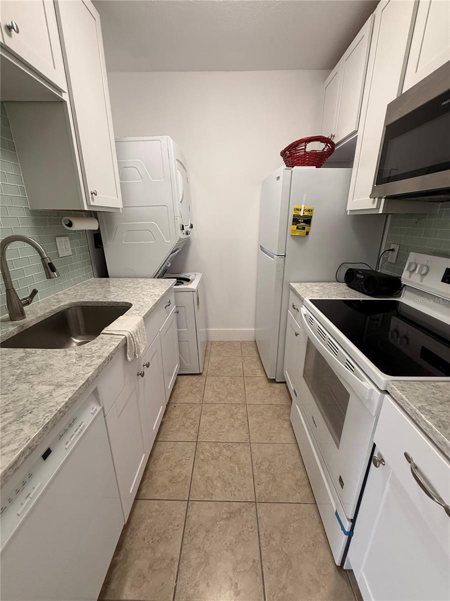 159 MEDALLION BLVD #A, MADEIRA BEACH, FL — photo 4