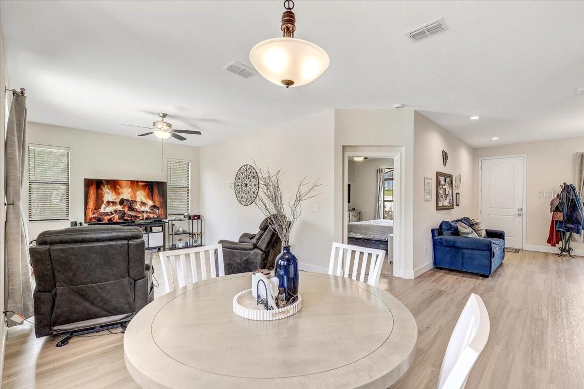 7314 MADRID RD, WEEKI WACHEE, FL — photo 10