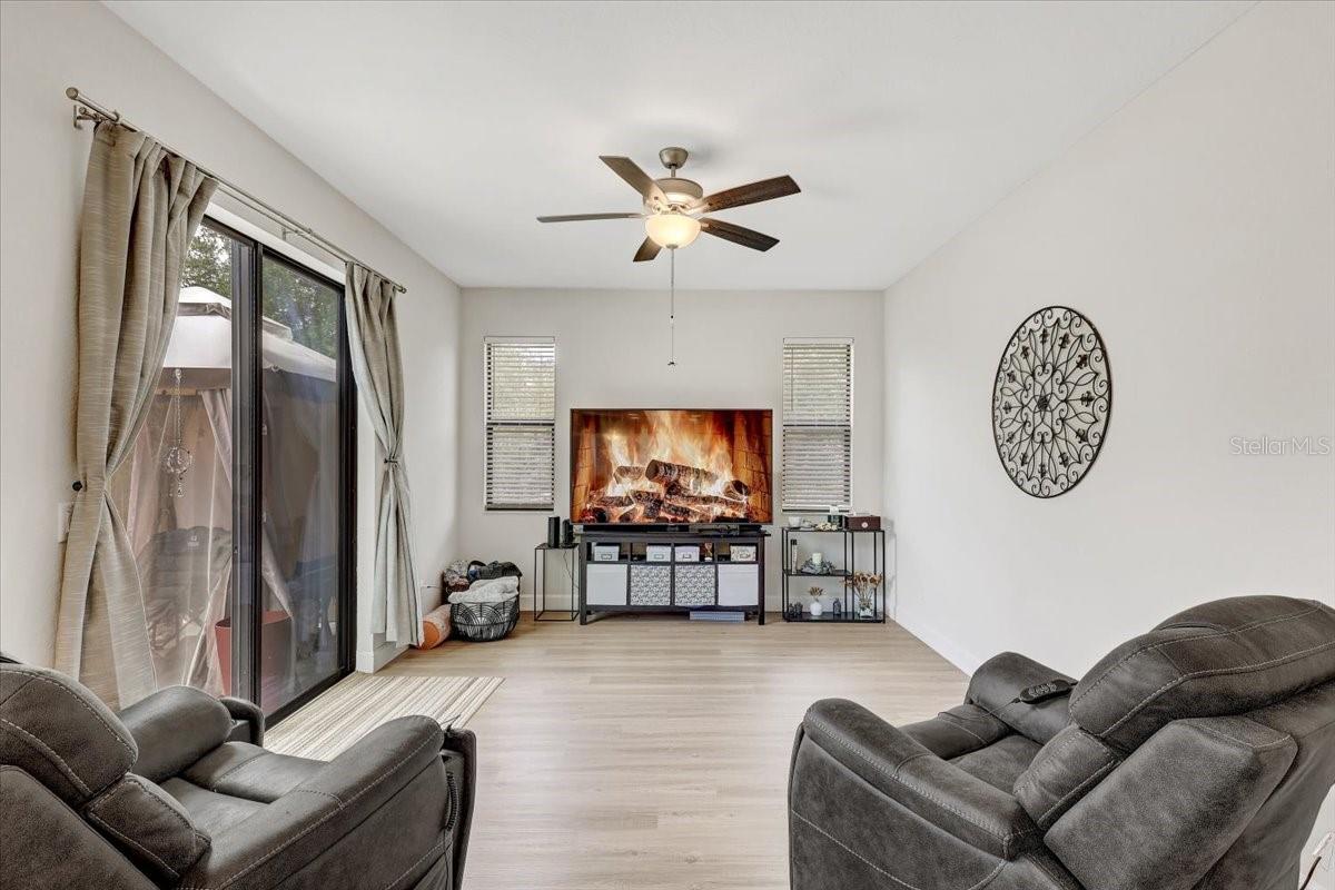 7314 MADRID RD, WEEKI WACHEE, FL — photo 11