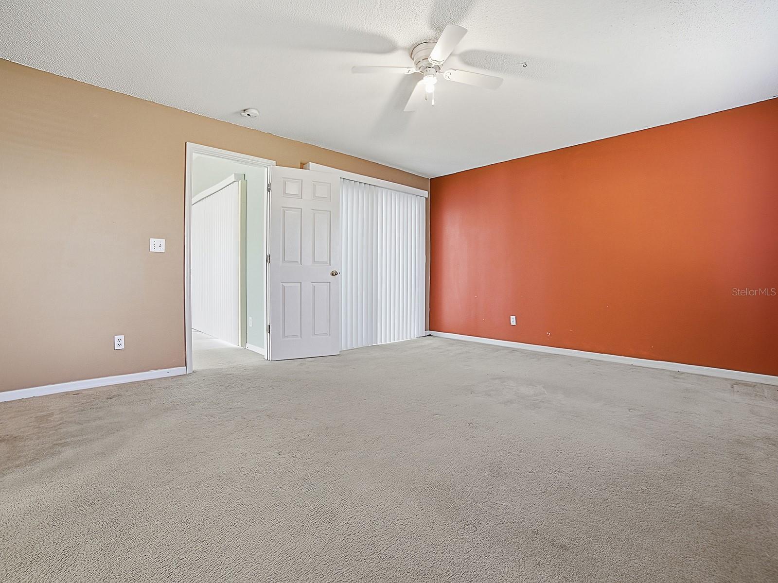 4030 LAKE BLUFF DR, MASCOTTE, FL — photo 14
