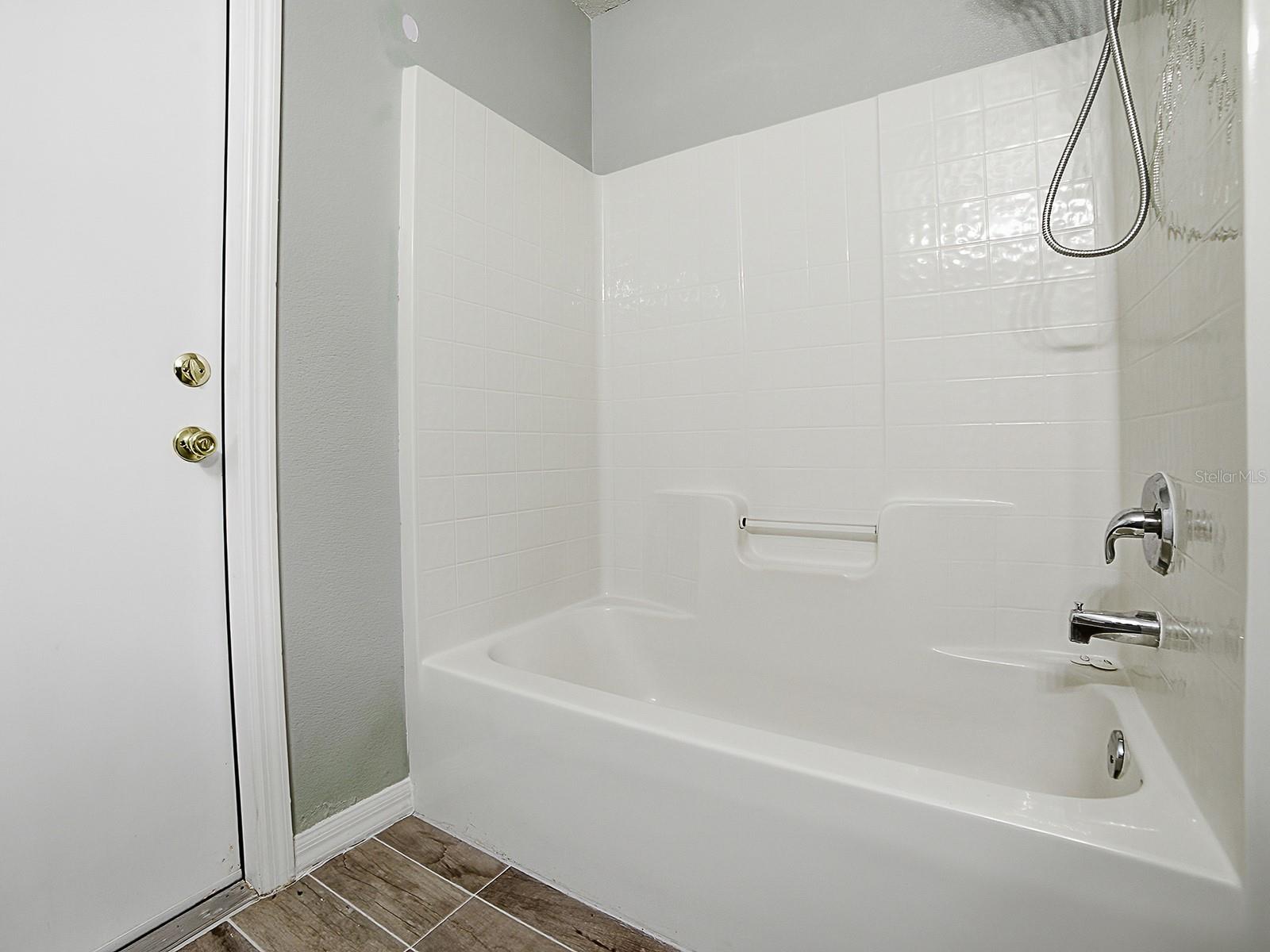 4030 LAKE BLUFF DR, MASCOTTE, FL — photo 38