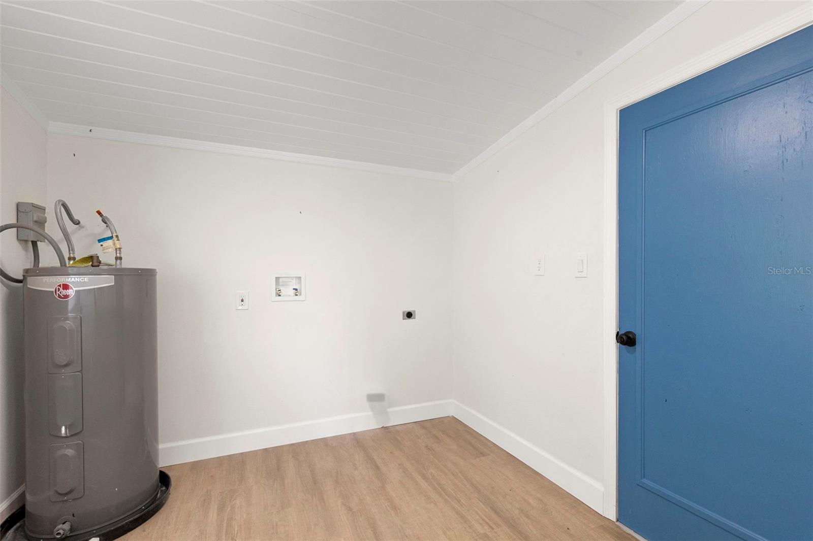 10221 N FLEETWOOD DR, TAMPA, FL — photo 21