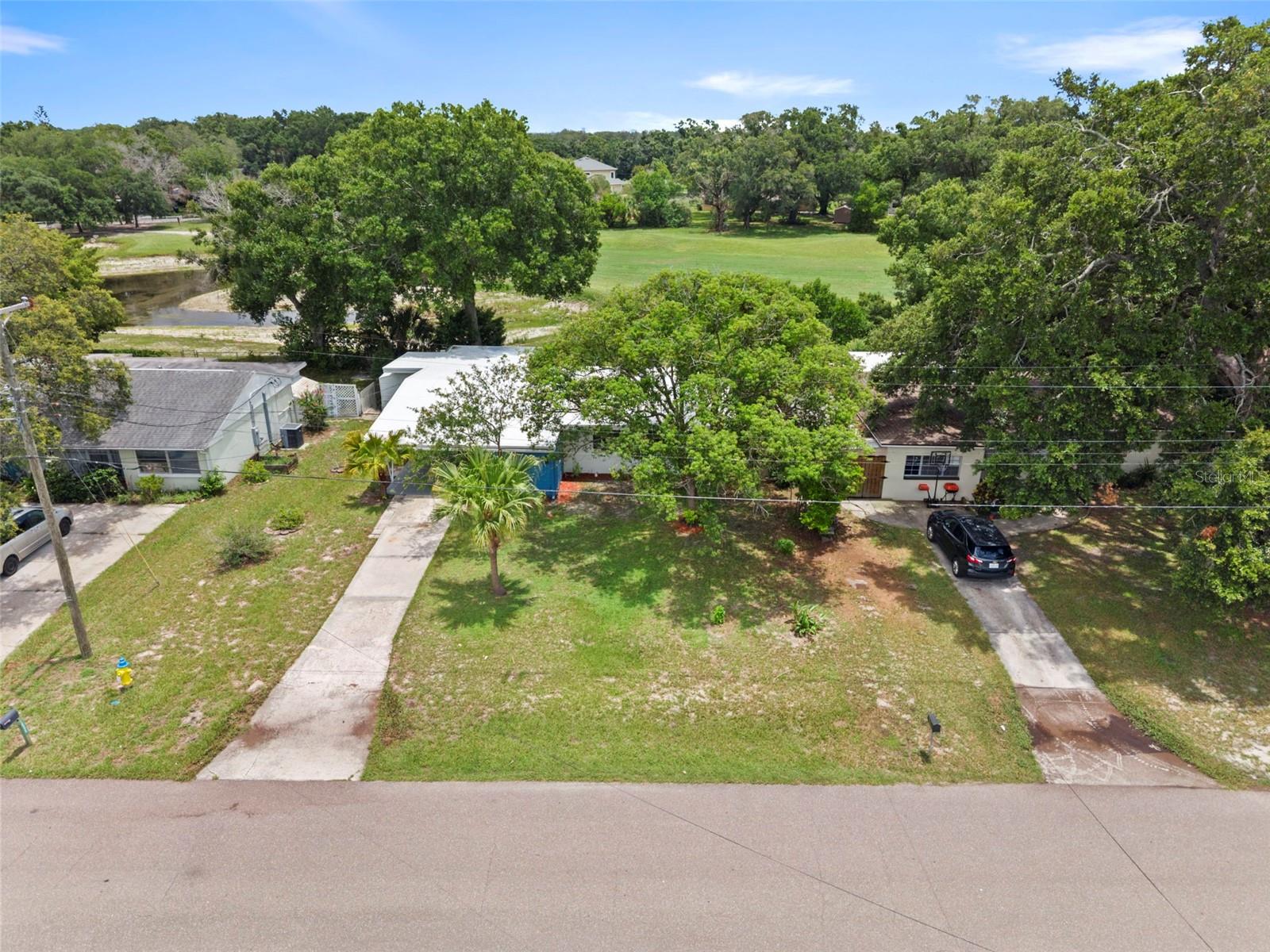 10221 N FLEETWOOD DR, TAMPA, FL — photo 4