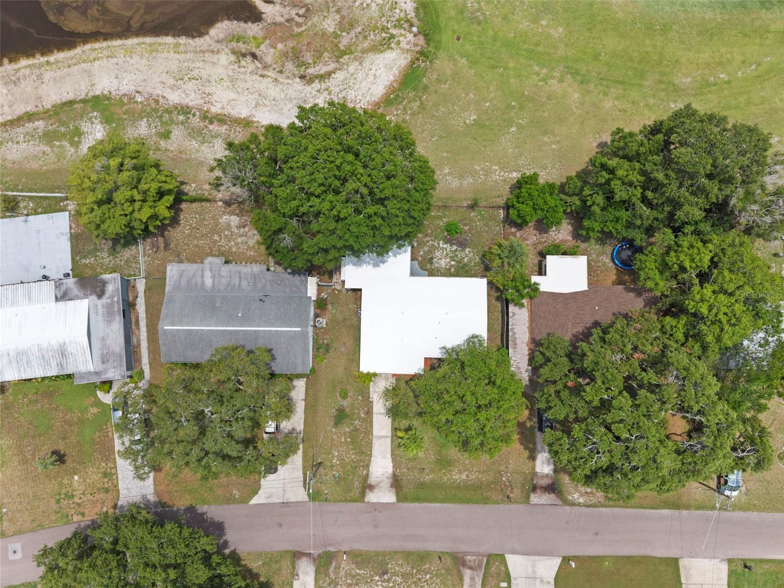 10221 N FLEETWOOD DR, TAMPA, FL — photo 43
