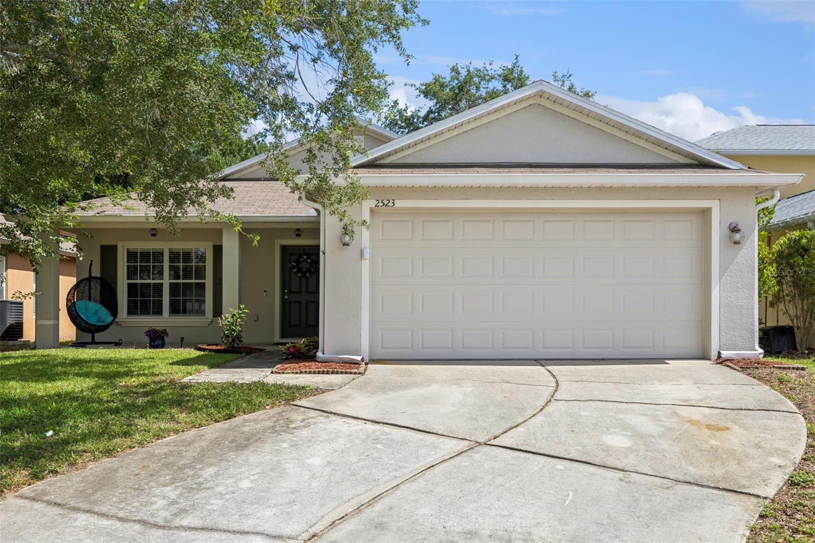 2523 MARTINS RUN, TAVARES, FL — photo 2