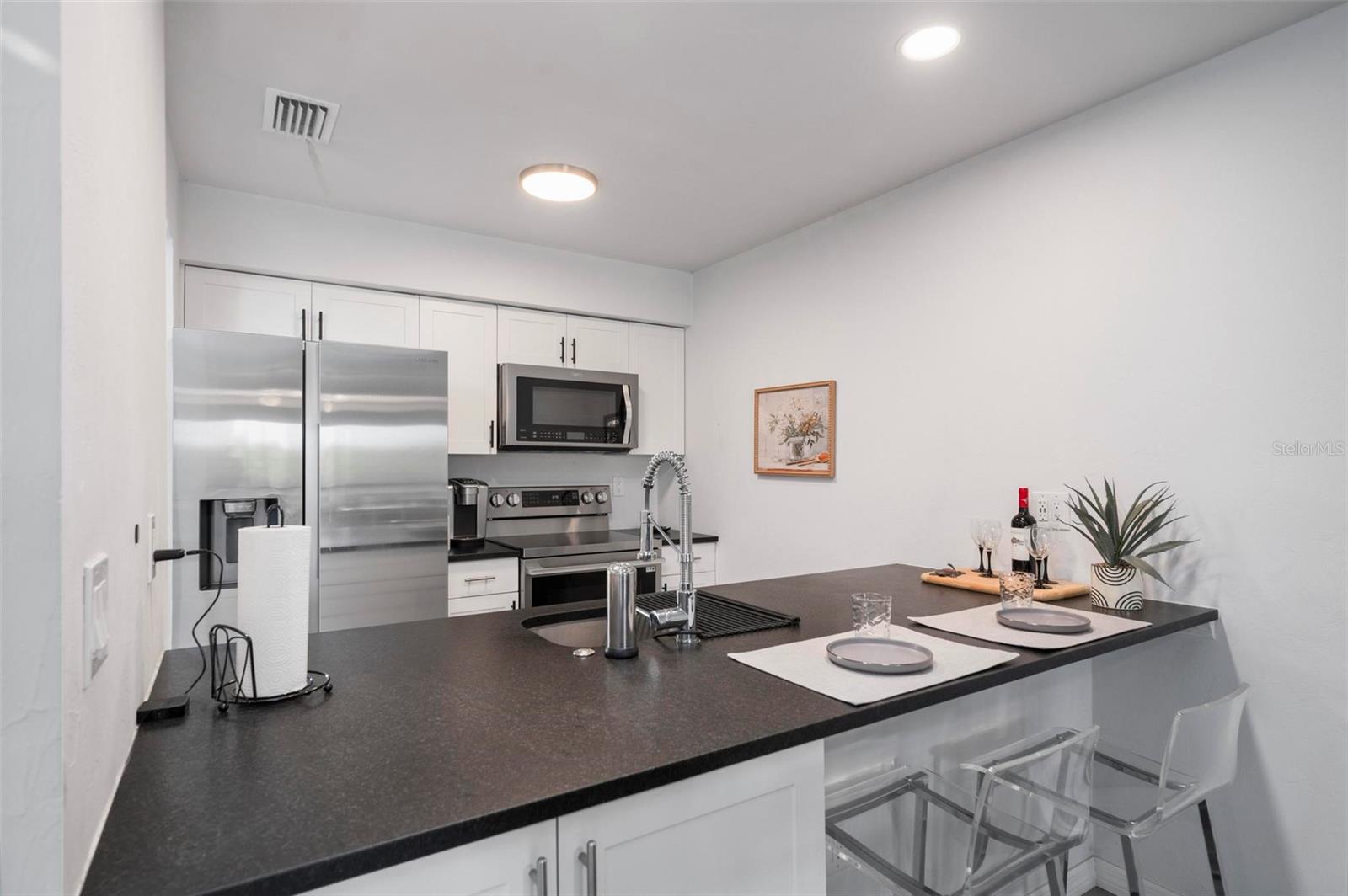 4064 OAKVIEW DR #D9, PORT CHARLOTTE, FL — photo 11