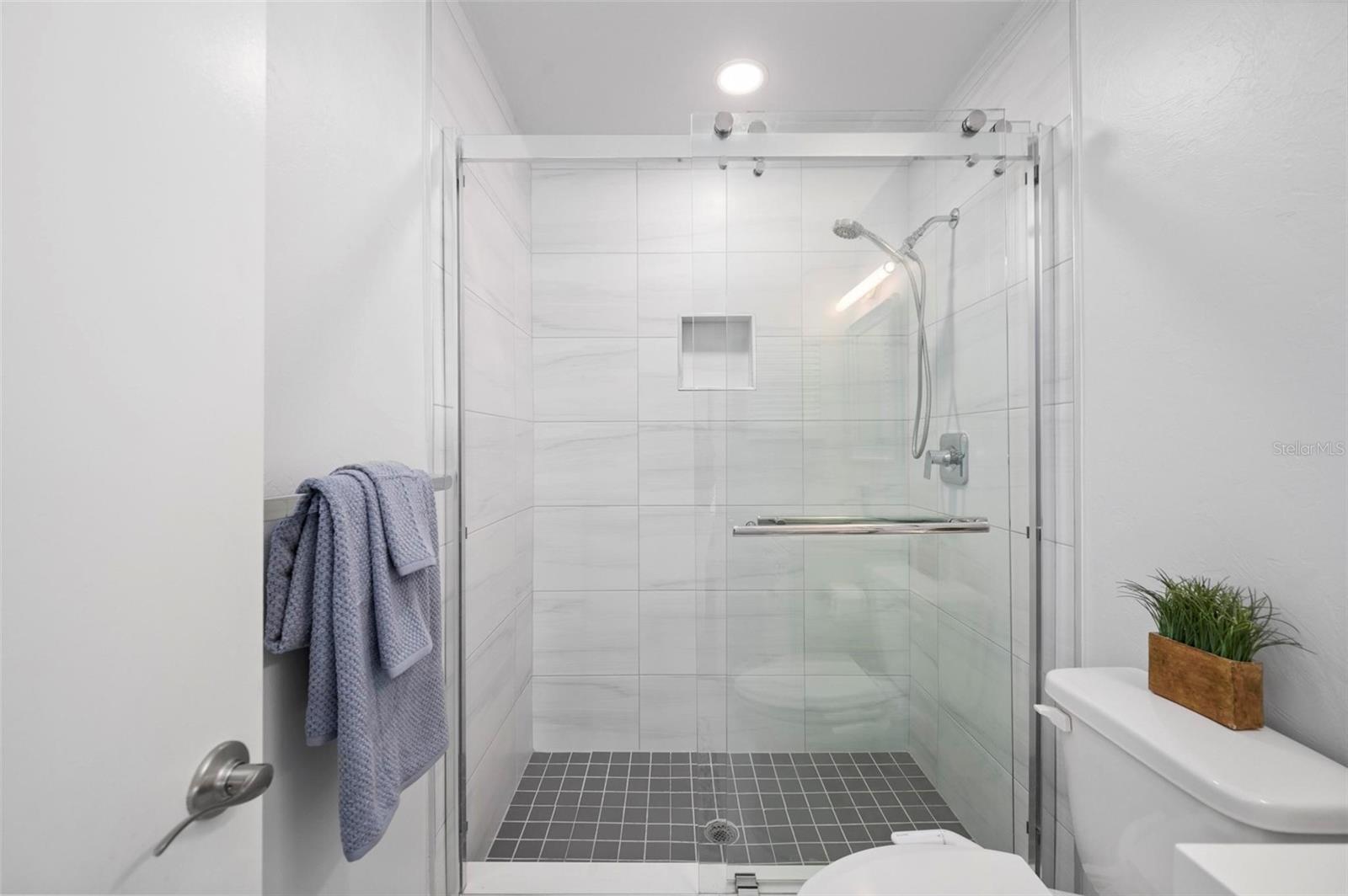 4064 OAKVIEW DR #D9, PORT CHARLOTTE, FL — photo 22