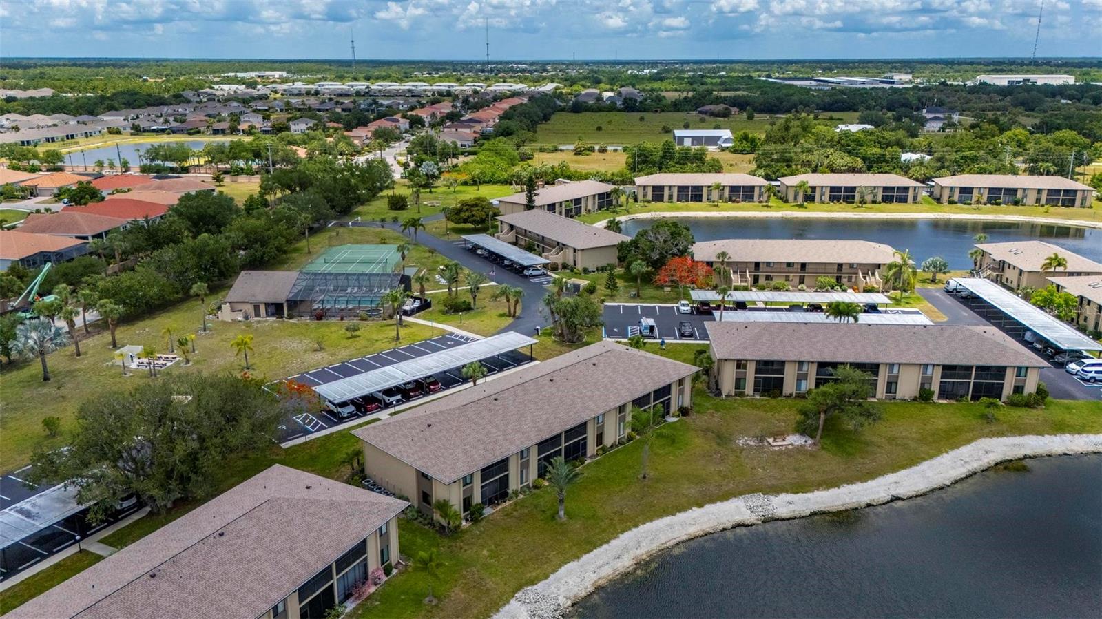 4064 OAKVIEW DR #D9, PORT CHARLOTTE, FL — photo 35