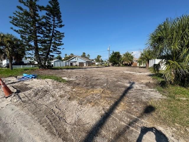 14012 MARGUERITE DR, MADEIRA BEACH, FL