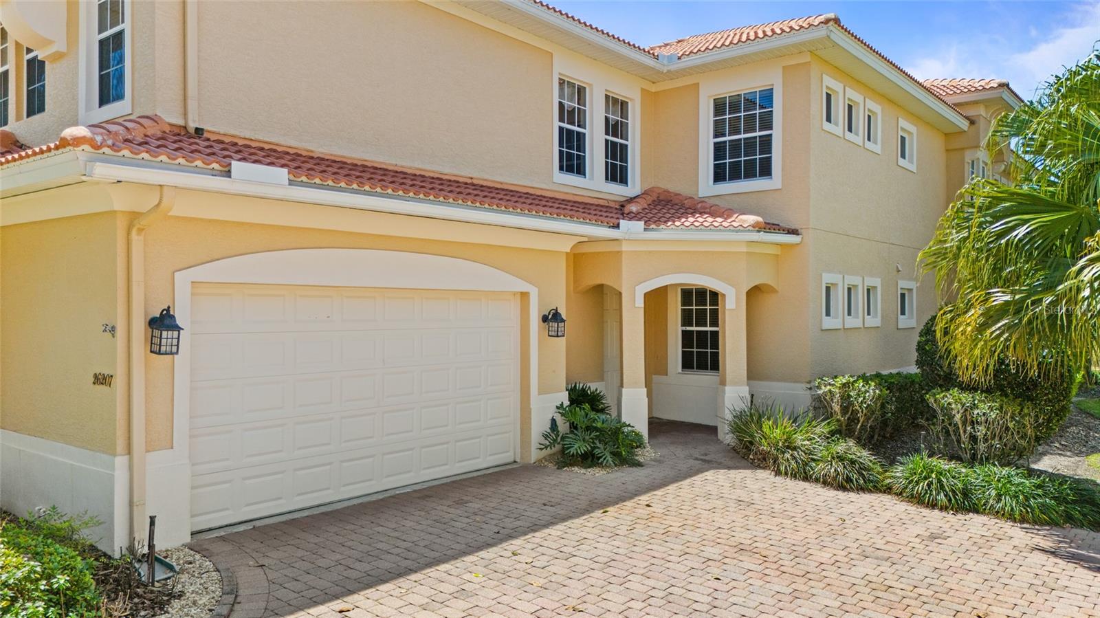 26207 AVENIDA LAS COLINAS, HOWEY IN THE HILLS, FL — photo 70