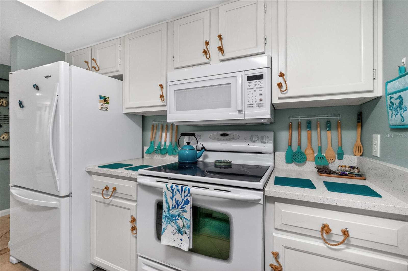 25188 MARION AVE #F207, PUNTA GORDA, FL — photo 10