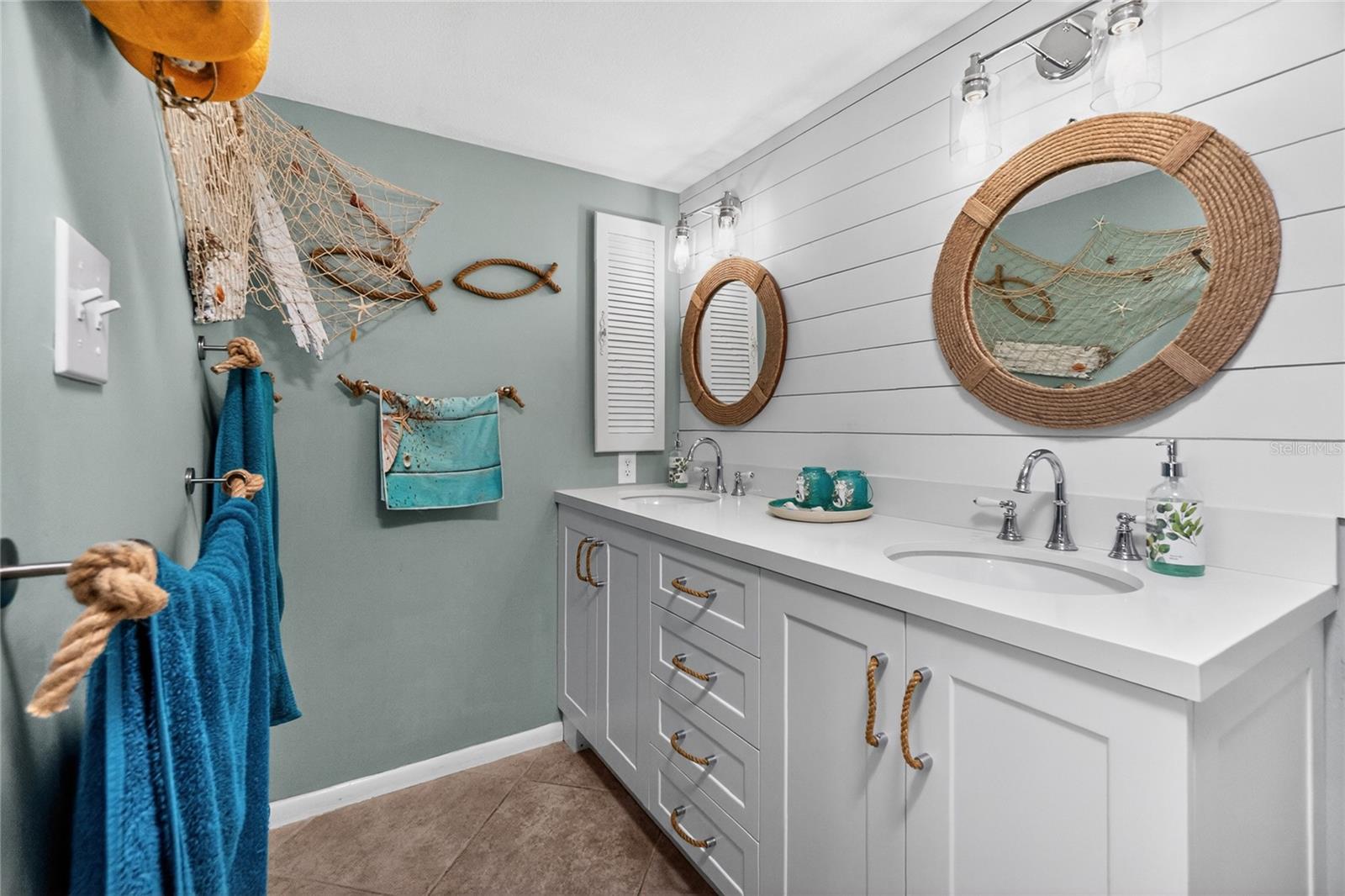 25188 MARION AVE #F207, PUNTA GORDA, FL — photo 23