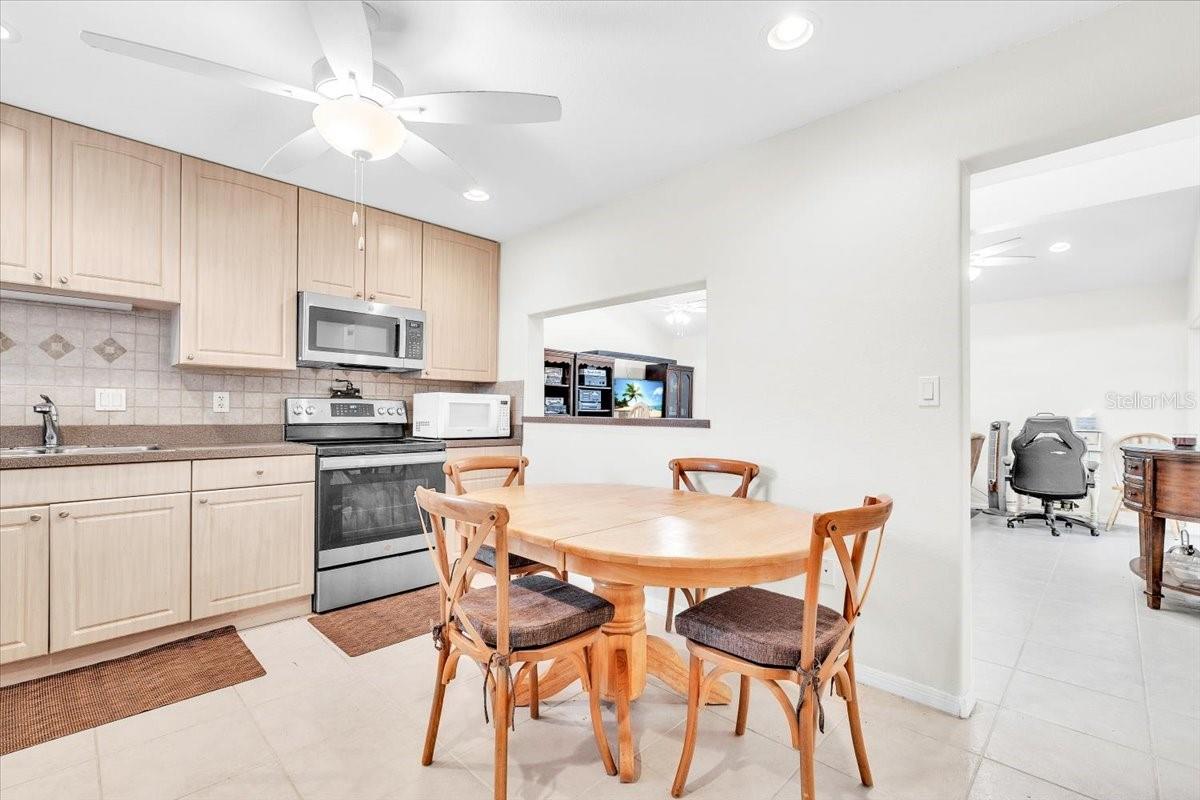 25313 DELGADO DR, PUNTA GORDA, FL — photo 11
