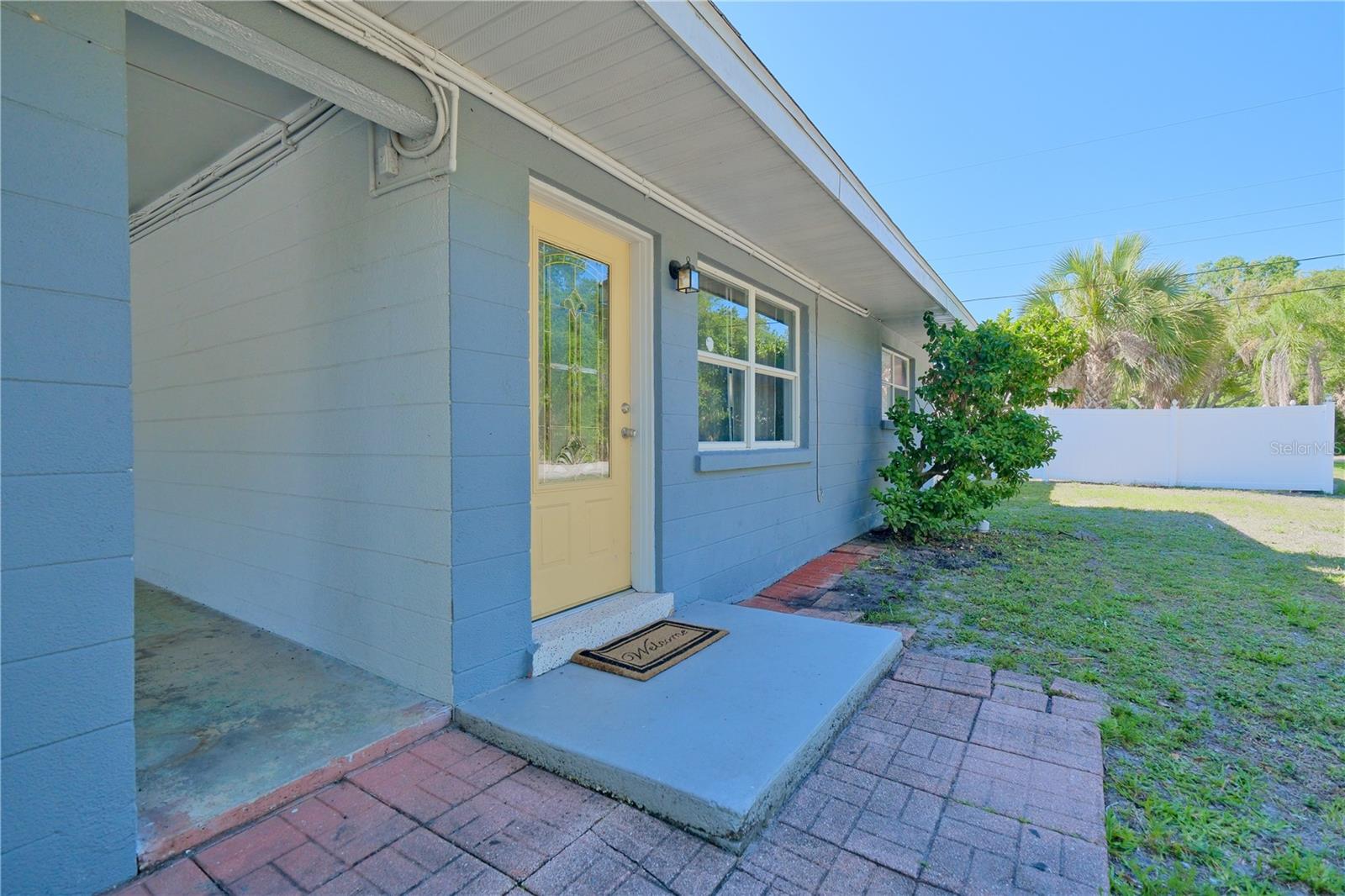 993 GARY ST #A & B, SARASOTA, FL — photo 8