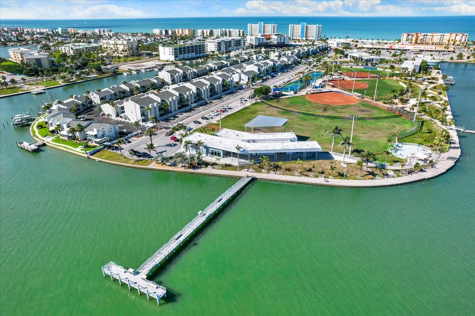 169 MEDALLION BLVD #E, MADEIRA BEACH, FL — photo 42
