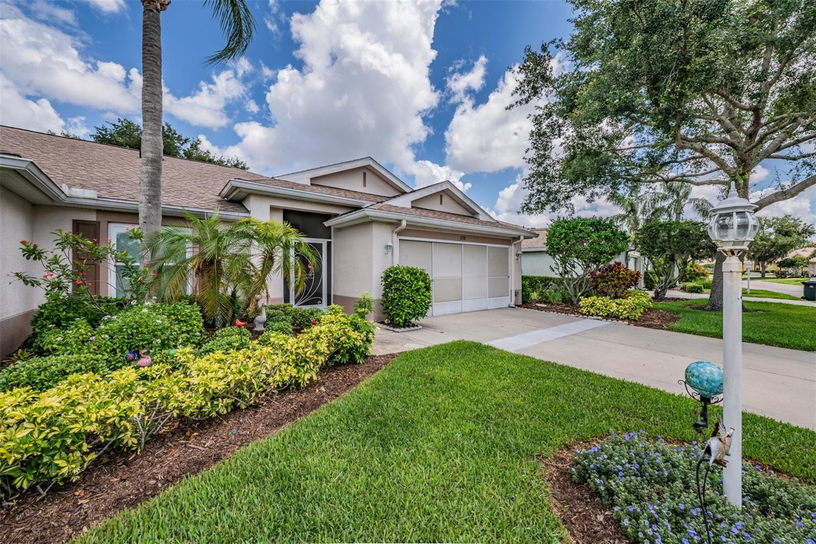 1230 CORINTH GREENS DR #2, SUN CITY CENTER, FL — photo 2