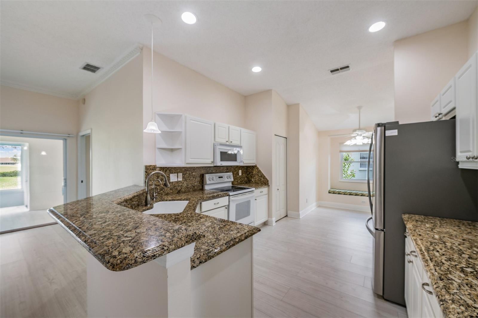 1230 CORINTH GREENS DR #2, SUN CITY CENTER, FL — photo 28