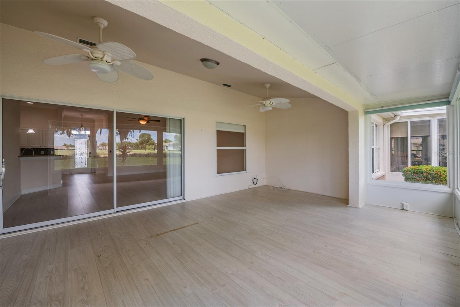 1230 CORINTH GREENS DR #2, SUN CITY CENTER, FL — photo 37