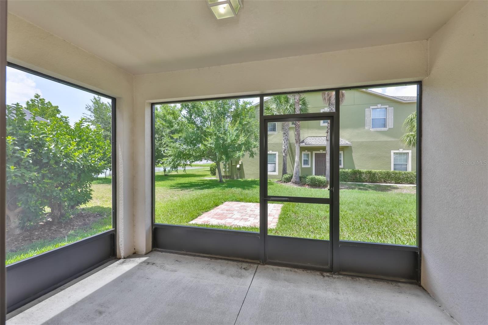 1922 CITRUS LAKE CT, RUSKIN, FL — photo 41