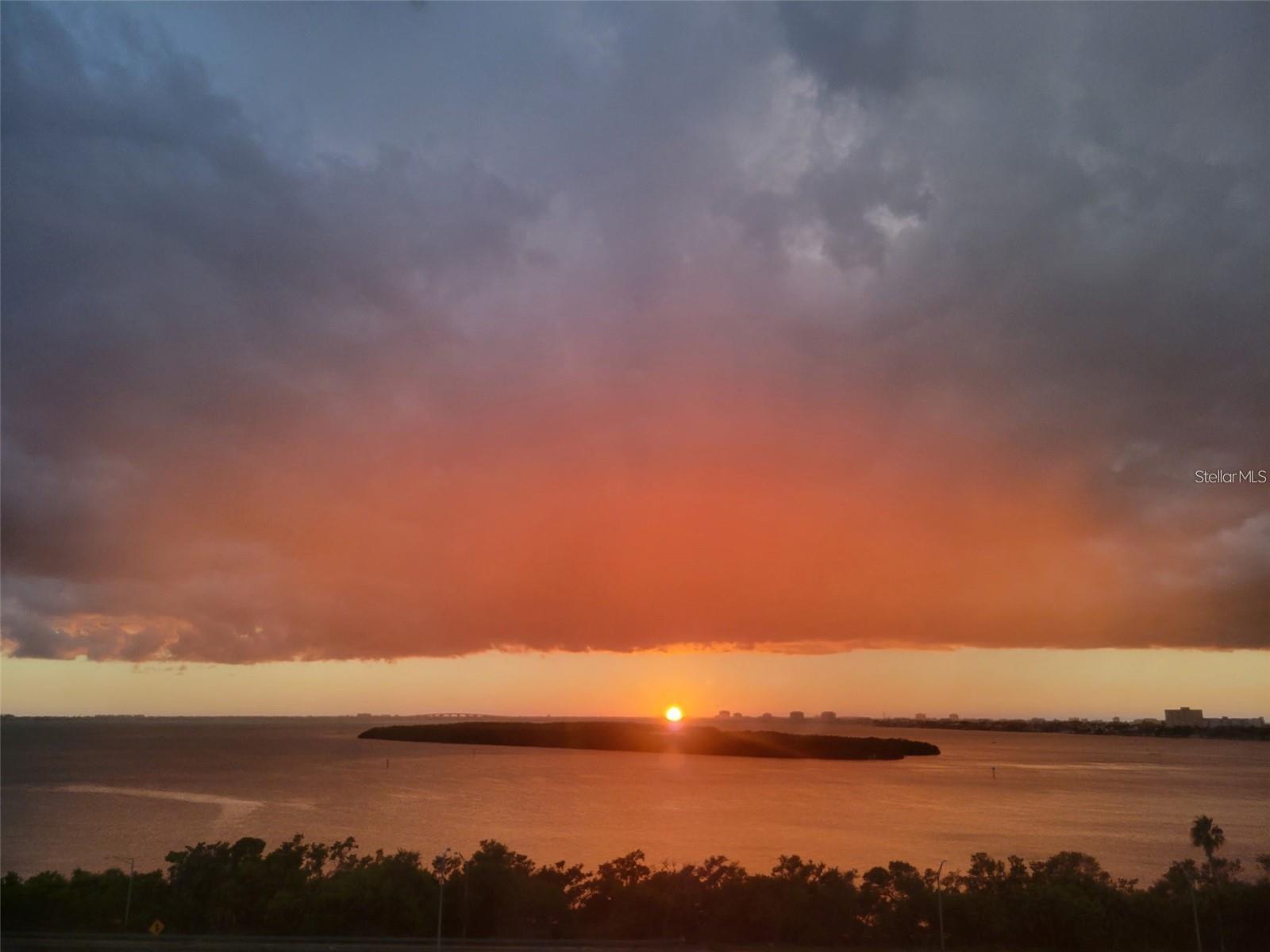 7100 SUNSHINE SKYWAY LN S #906, ST PETERSBURG, FL — photo 2