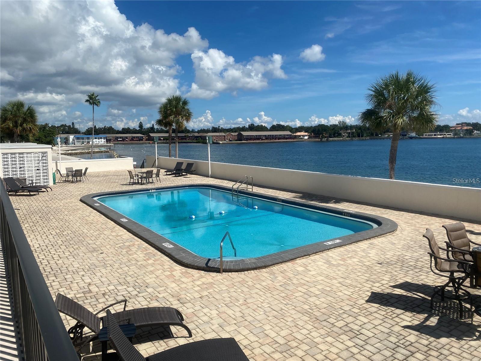 7100 SUNSHINE SKYWAY LN S #906, ST PETERSBURG, FL — photo 31