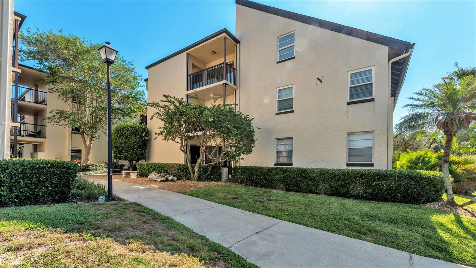 2025 SYLVESTER RD #N305, LAKELAND, FL