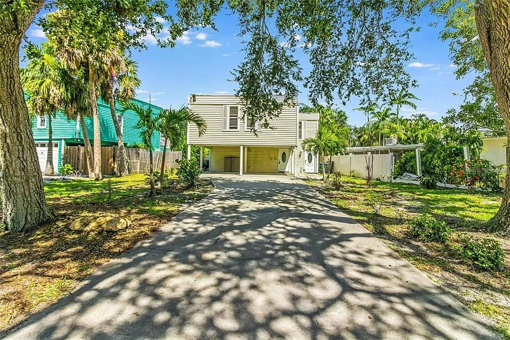 643 CALLE DE PERU, SARASOTA, FL