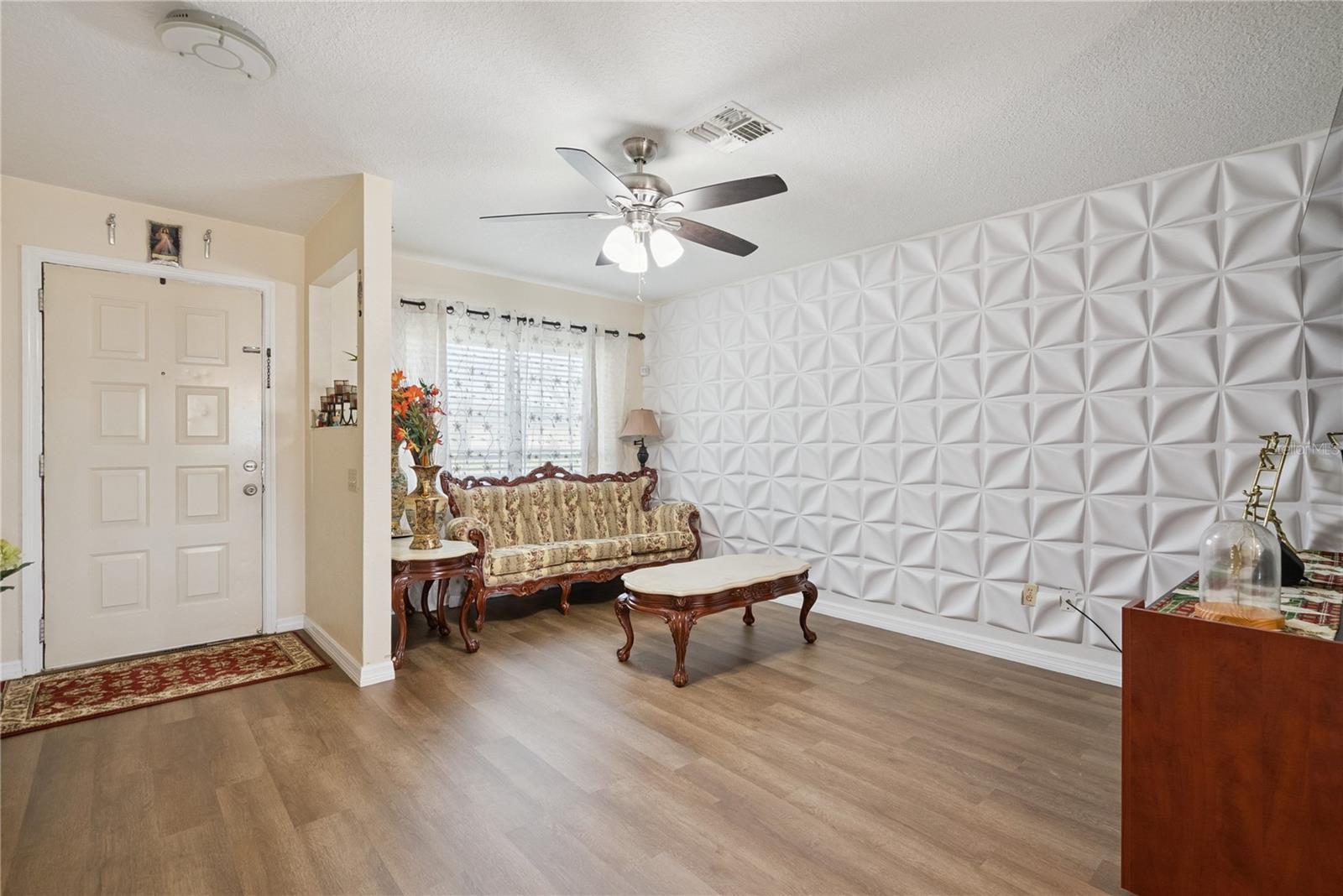 1405 CORONET DR, DELTONA, FL — photo 2