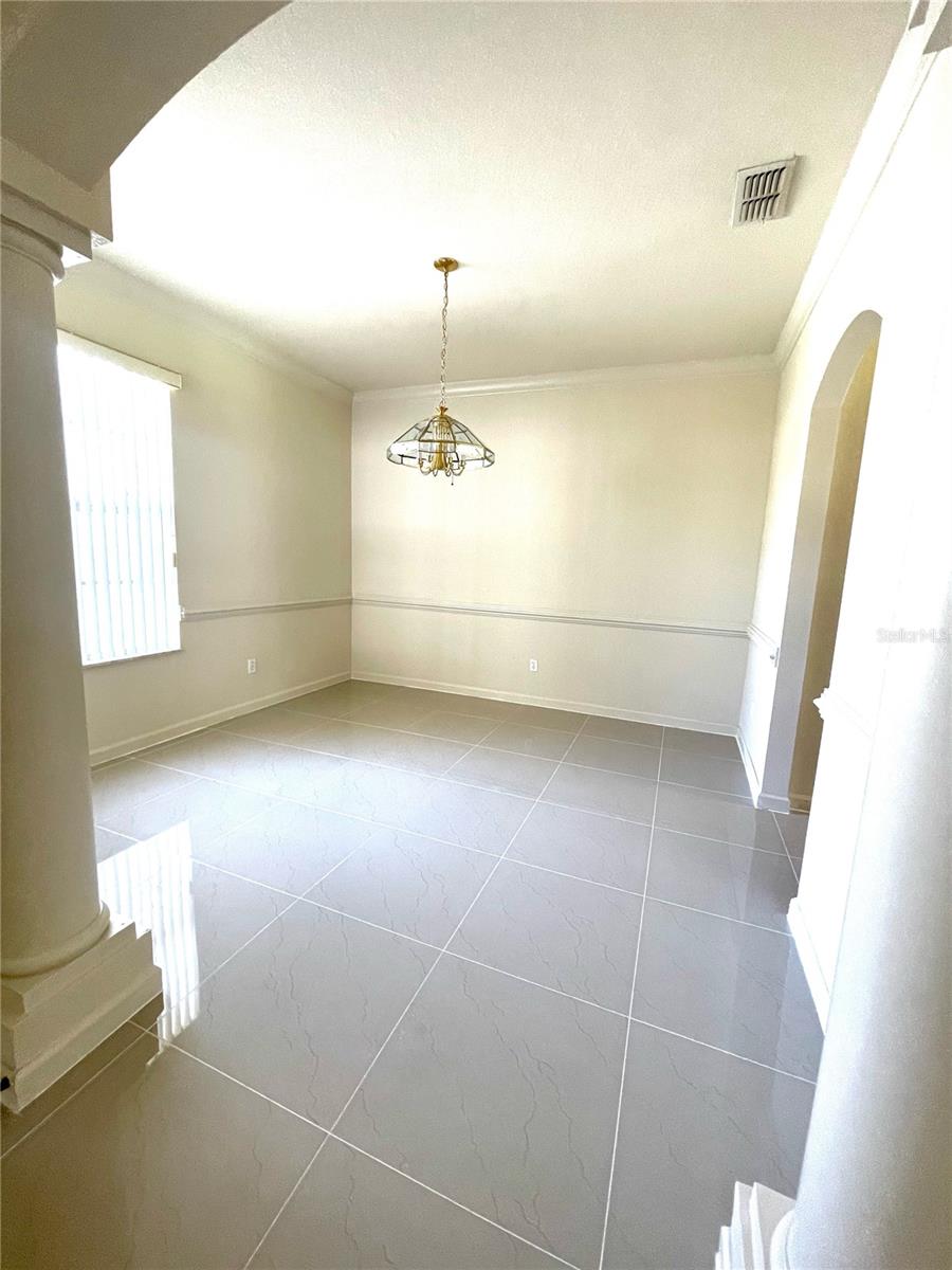 2370 HINSDALE DR, KISSIMMEE, FL — photo 6