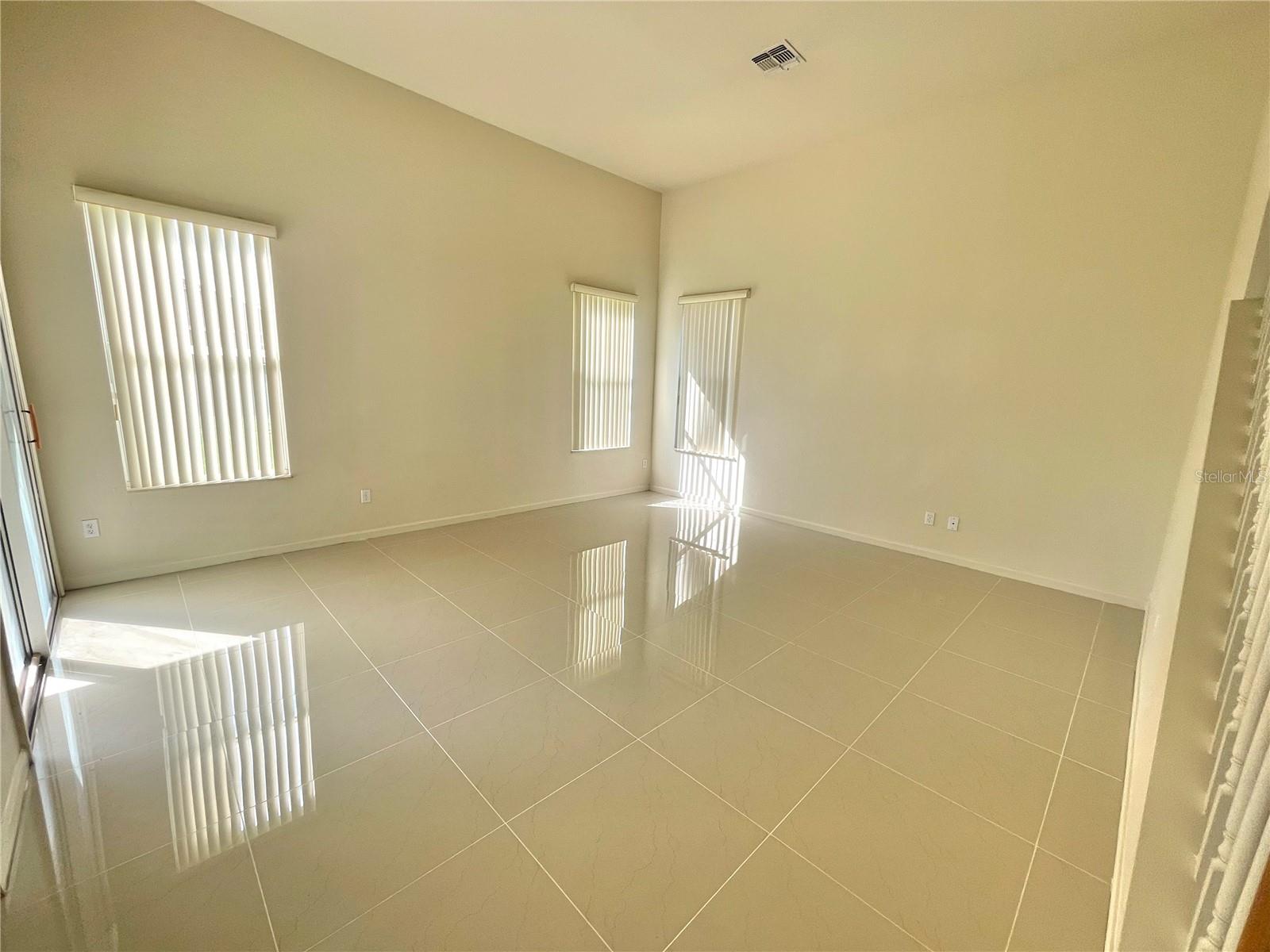 2370 HINSDALE DR, KISSIMMEE, FL — photo 13