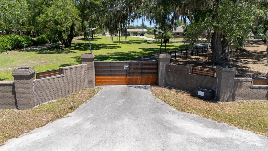 830 NW 111TH LN, OXFORD, FL — photo 5