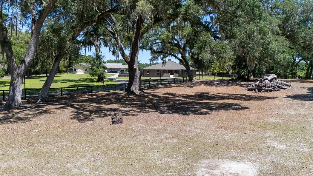 830 NW 111TH LN, OXFORD, FL — photo 12