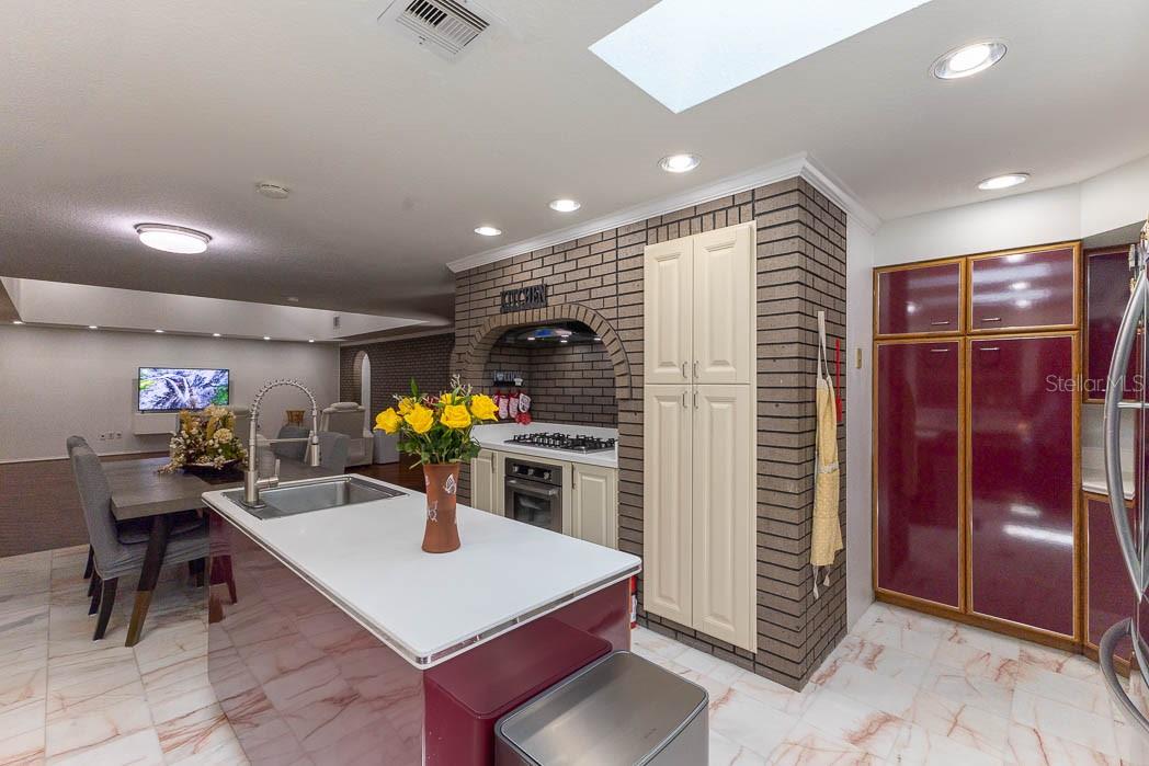 830 NW 111TH LN, OXFORD, FL — photo 43