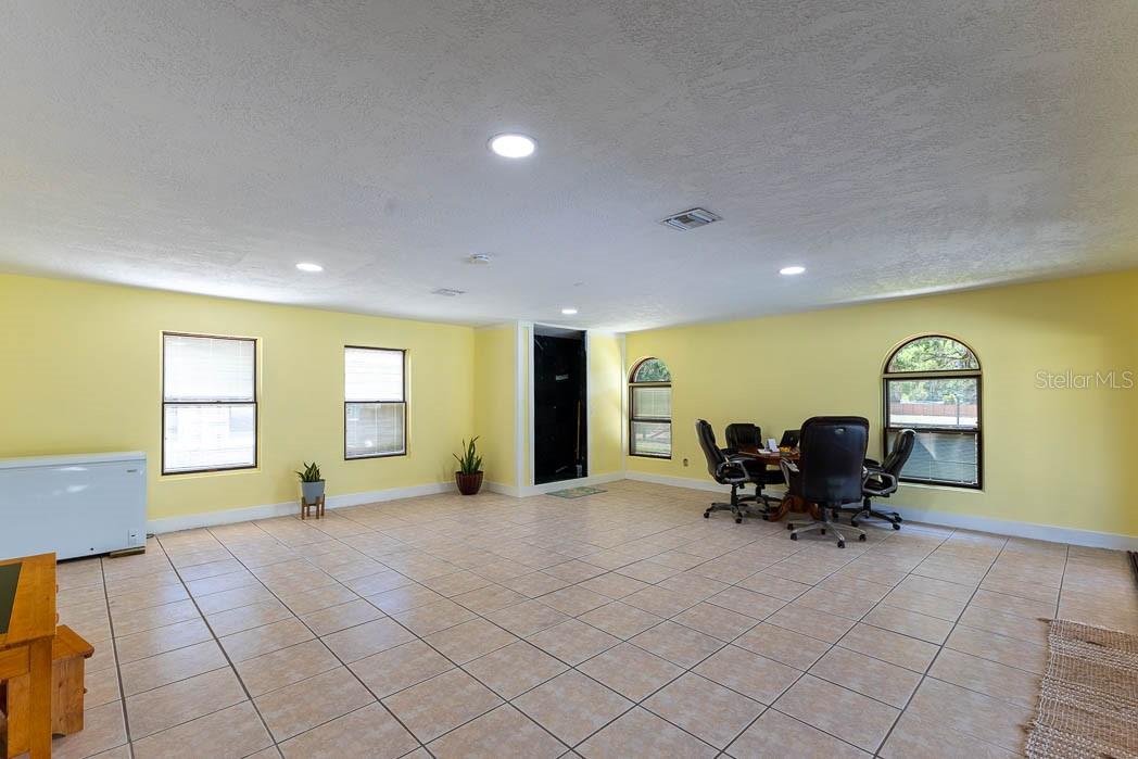 830 NW 111TH LN, OXFORD, FL — photo 62