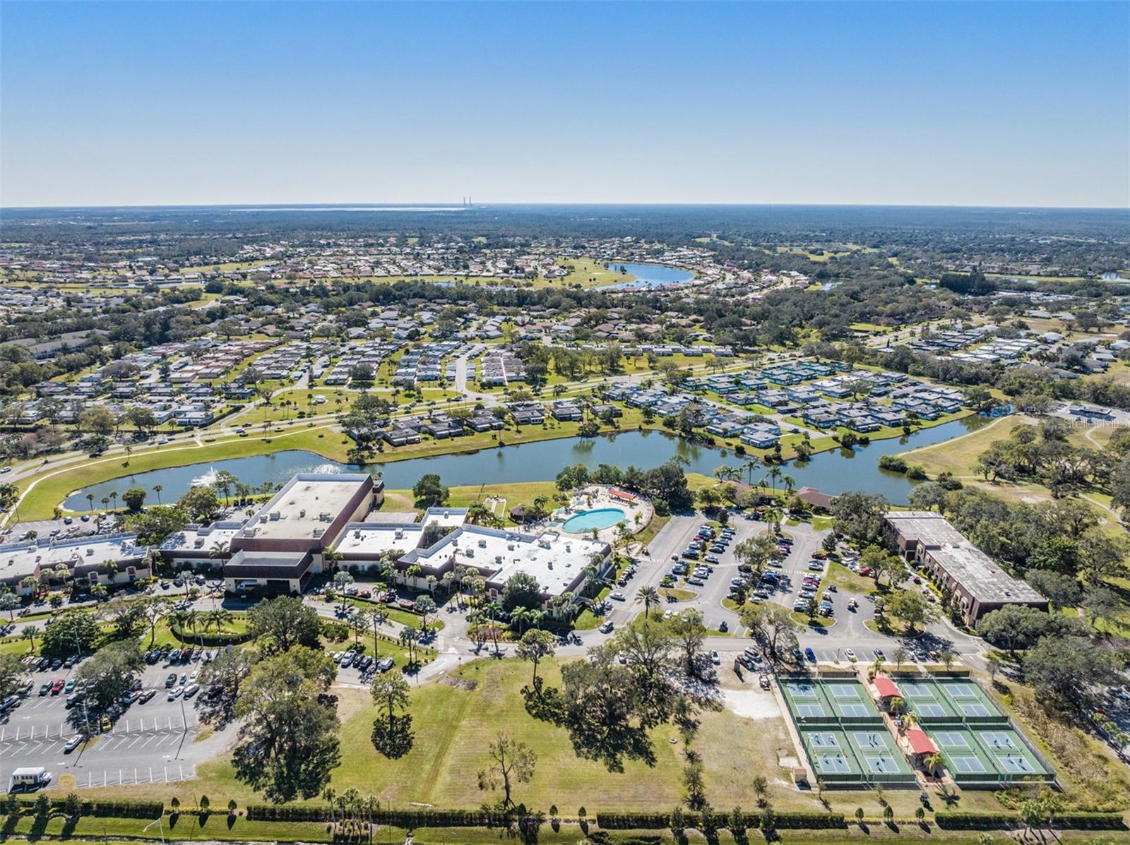302 ANDOVER PL S #167, SUN CITY CENTER, FL — photo 34