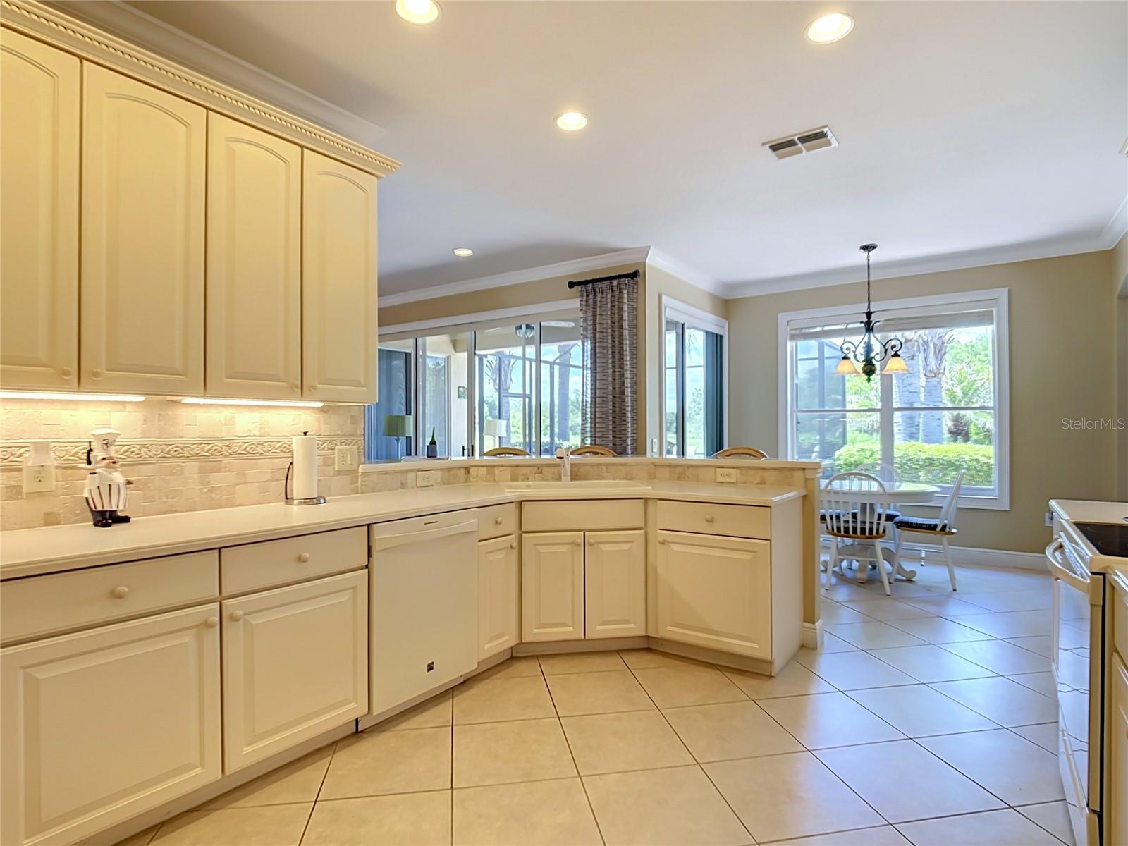 106 PRIMA DRIVE, POINCIANA, FL — photo 18