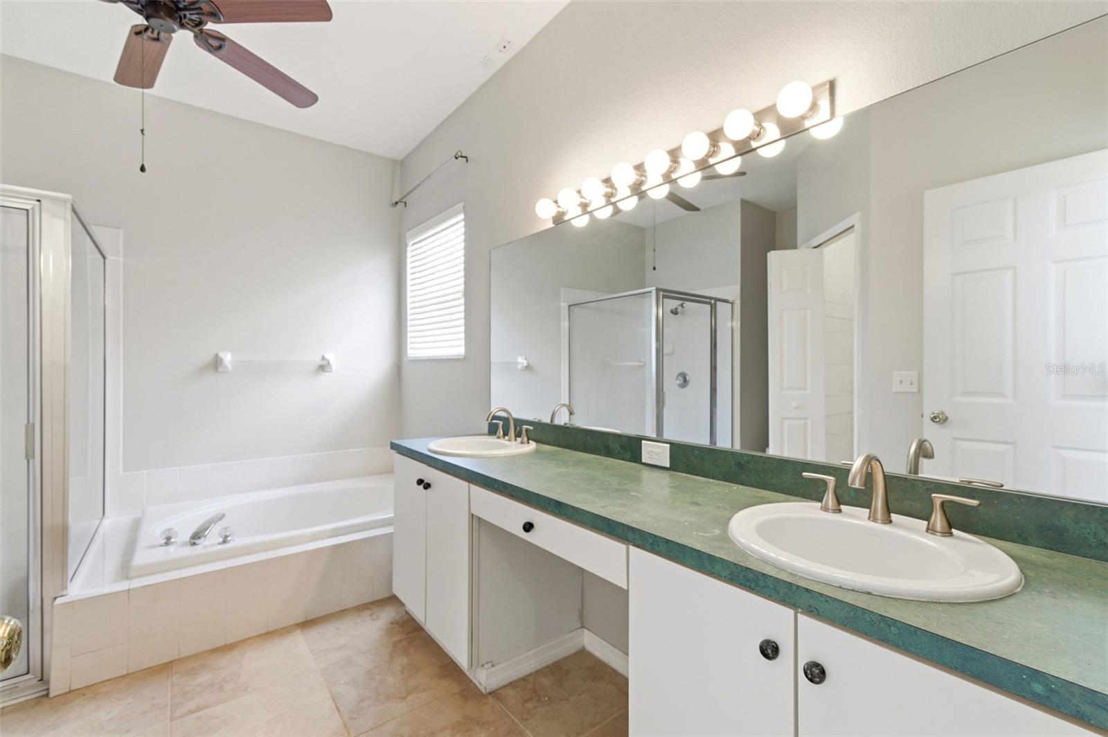 1623 CROSSVINE CT, TRINITY, FL — photo 24