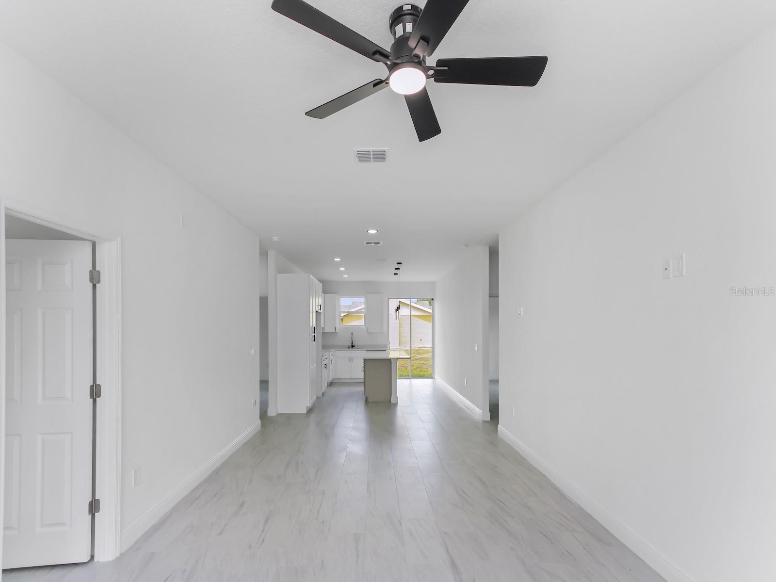 2060 DIXIE AVE, SANFORD, FL — photo 10