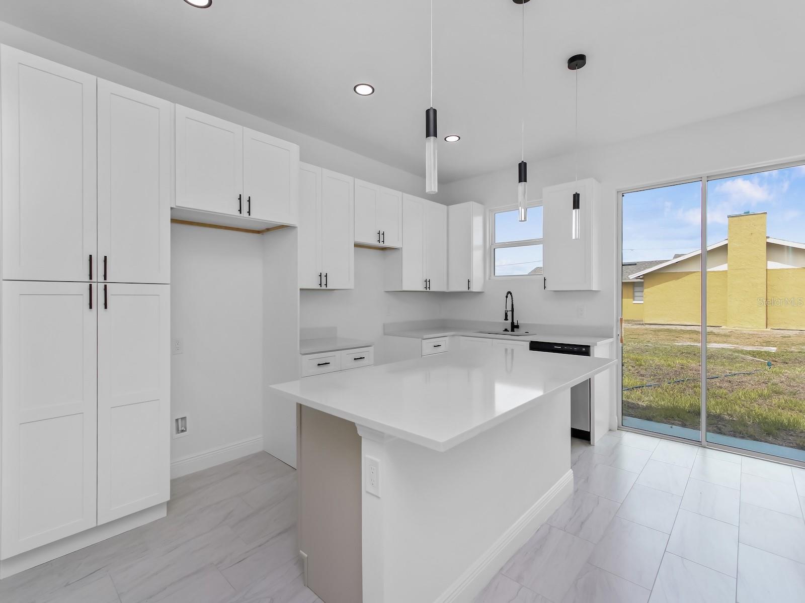 2060 DIXIE AVE, SANFORD, FL — photo 30