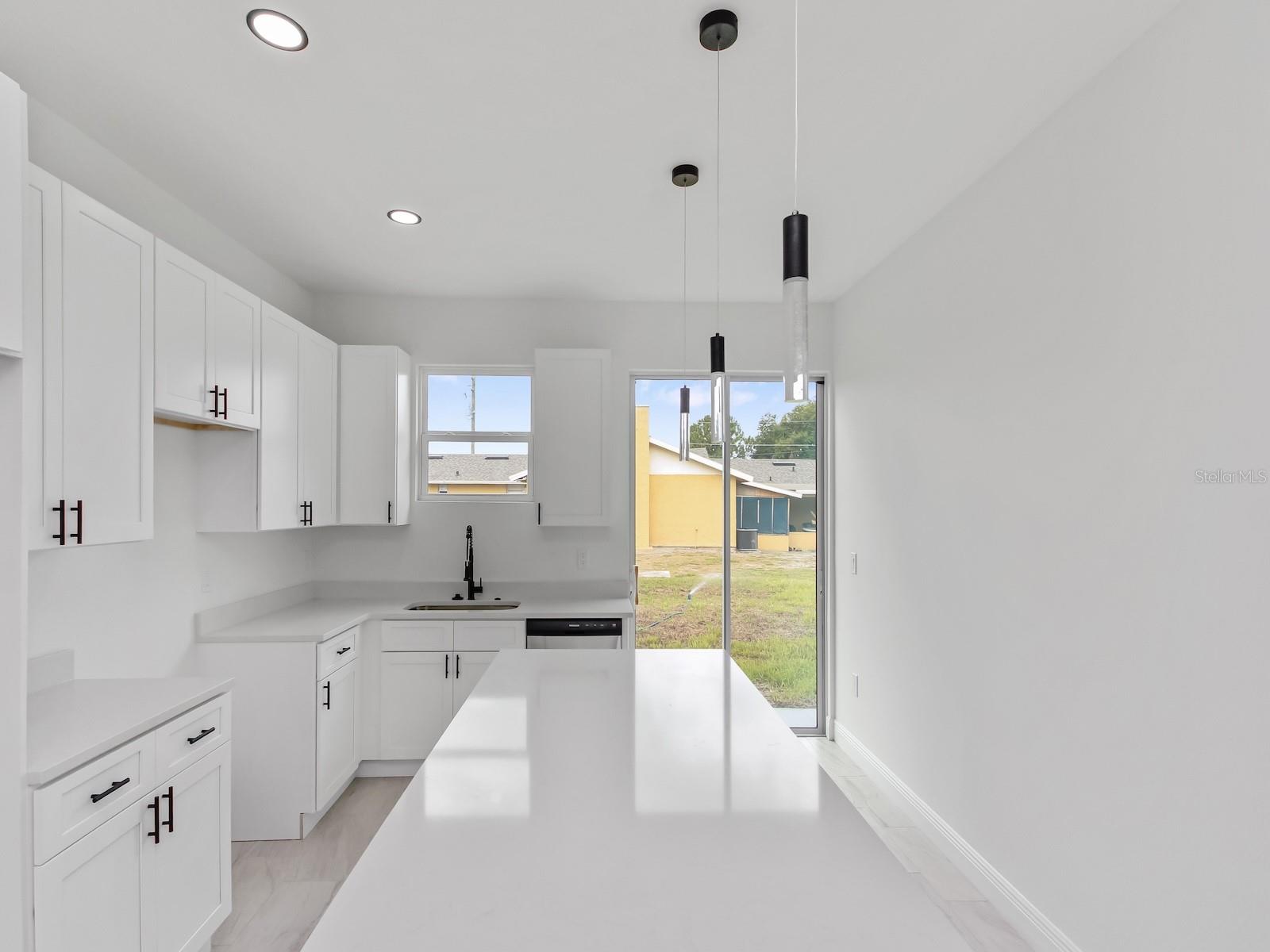 2060 DIXIE AVE, SANFORD, FL — photo 31